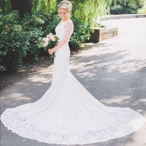 Mikaella Bridal Wedding Dress - US size 4